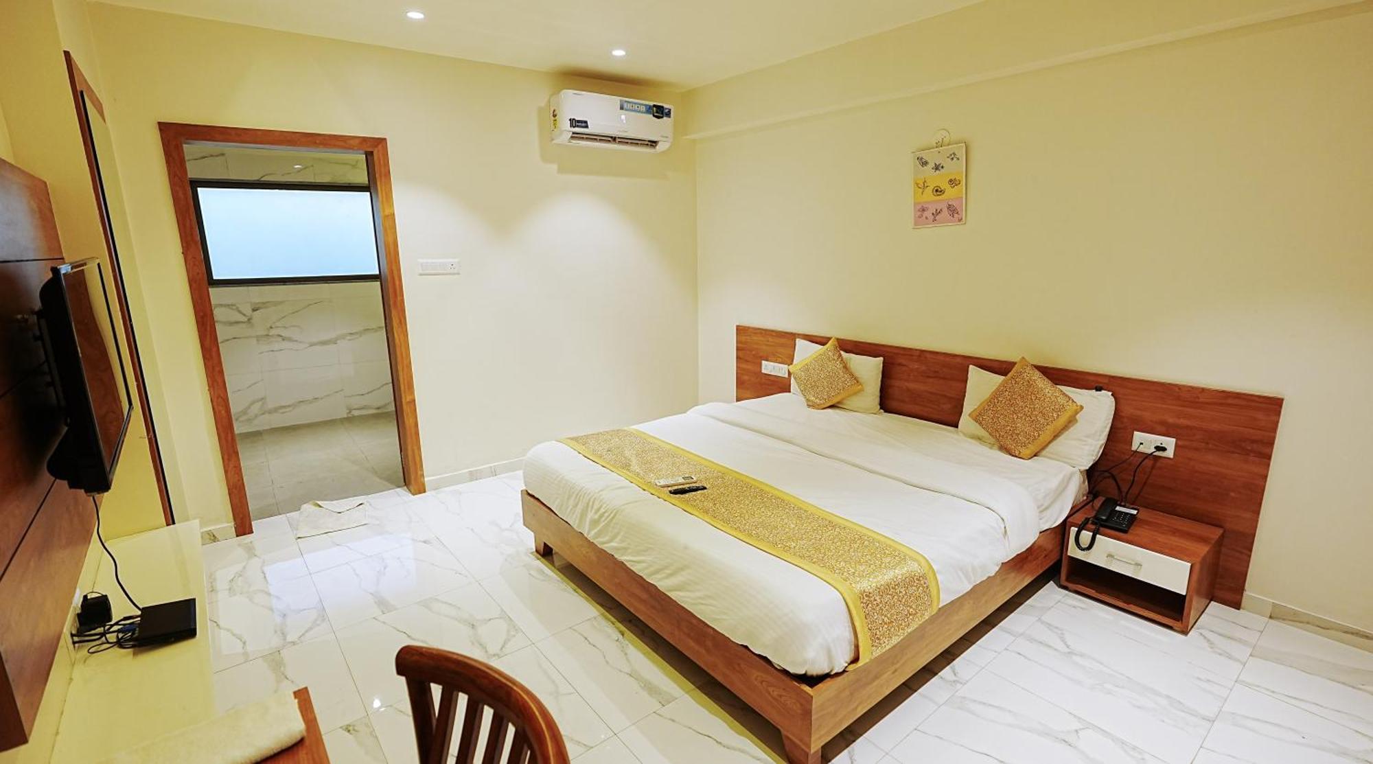 L P Regency, Pune Luaran gambar