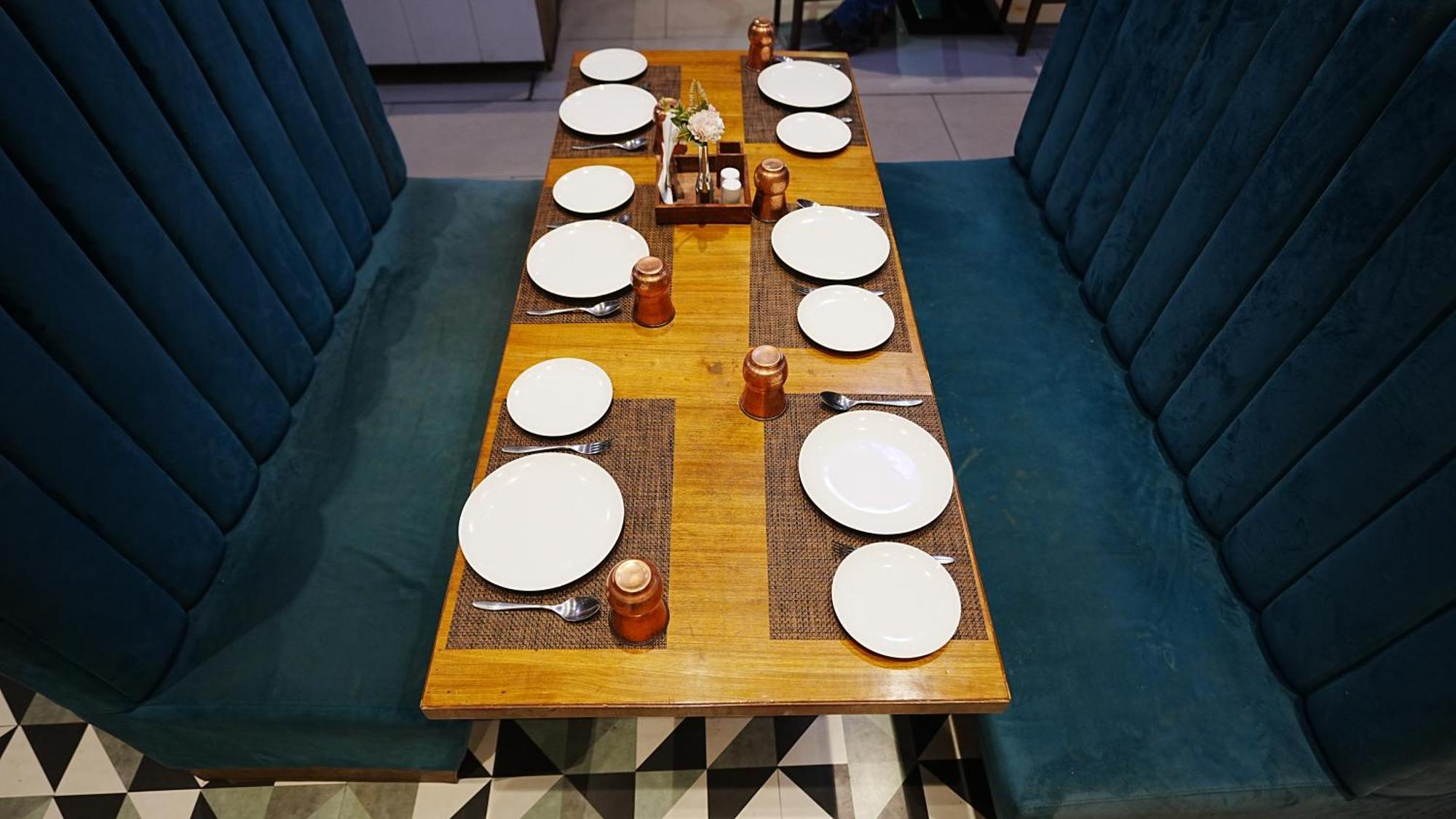 L P Regency, Pune Luaran gambar